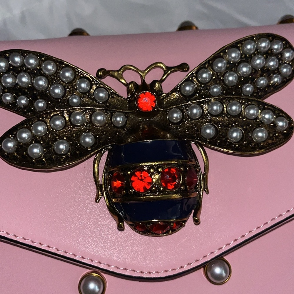 Gucci Calfskin Pearl Bee Broadway Mini Shoulder Bag - Picture 12 of 15